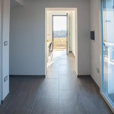 Fuoriporta Affitti Brevi - Casa Dei Salici 01 *