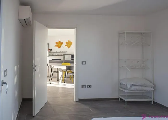 Fuoriporta Affitti Brevi - Casa Dei Salici 01 *