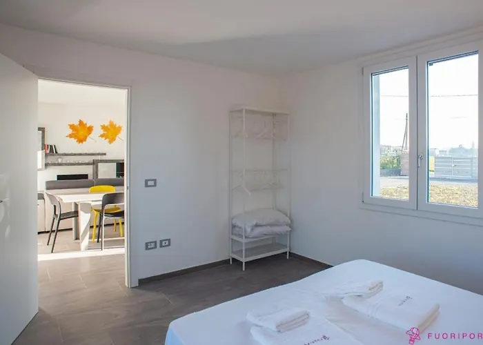 Fuoriporta Affitti Brevi - Casa Dei Salici 01 Appartamento Viarolo