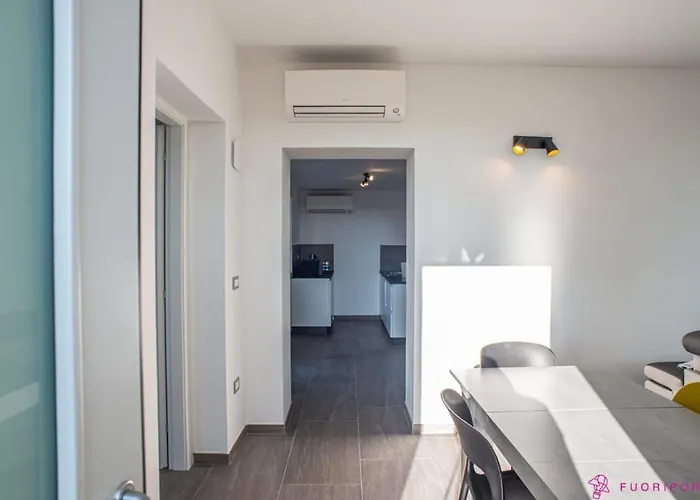 Fuoriporta Affitti Brevi - Casa Dei Salici 01 Viarolo