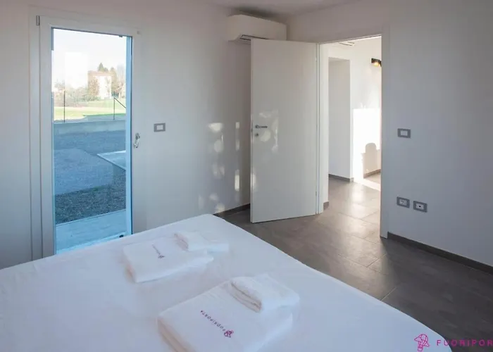 Daire Fuoriporta Affitti Brevi - Casa Dei Salici 01 Viarolo